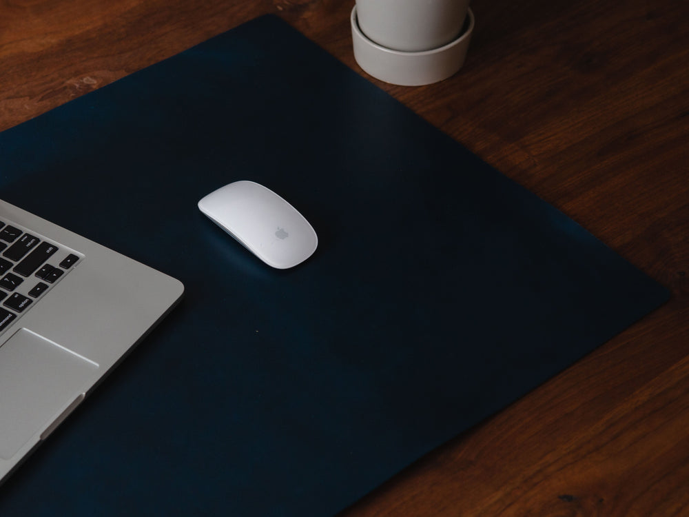 
                  
                    Load image into Gallery viewer, Custom Italian Leather Blotter, Portable Desk Mat, Personalized
                  
                