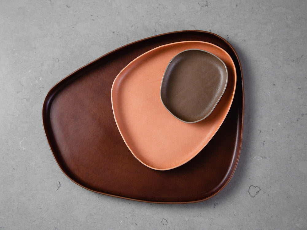 
                  
                    Load image into Gallery viewer, Set of 3, Modern Leather Molded Catchall Valet Trays
                  
                