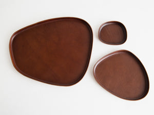 
                  
                    Load image into Gallery viewer, Set of 3, Modern Leather Molded Catchall Valet Trays
                  
                