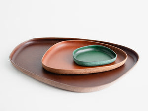 
                  
                    Load image into Gallery viewer, Modern Leather Molded Catchall Valet Trays
                  
                