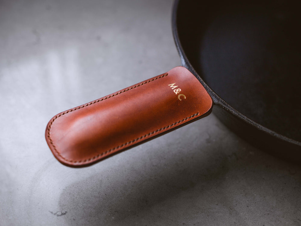 Custom Leather Cast-Iron Pan Holder w/ Ring – Mapleton Road
