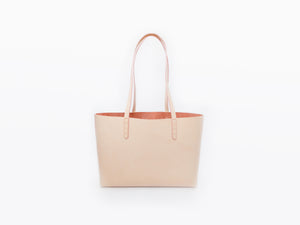 
                  
                    Load image into Gallery viewer, Carry All Tote Vegetable Tanned Leather, Suede Lining
                  
                