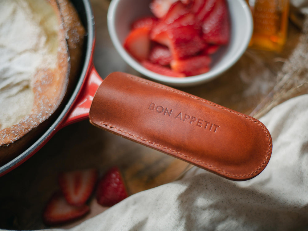 Leather Le Creuset Cast Iron Skillet Handle Cover, Personalized, 9 Colors