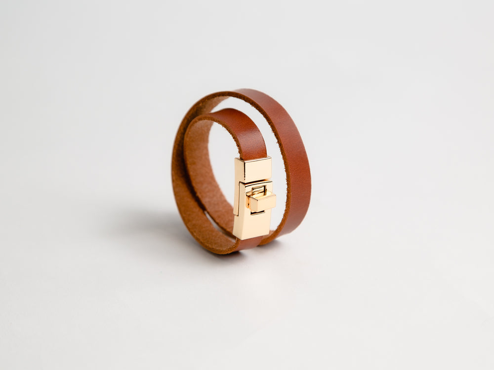 
                  
                    Load image into Gallery viewer, Thin Double Wrap Italian Leather Bracelet with Turn Lock Closure
                  
                